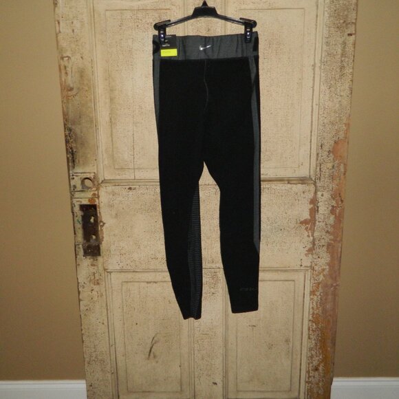 Nike Pro Hyperwarm Tight Fit Leggings Siz S (SS-19) - Picture 5 of 6